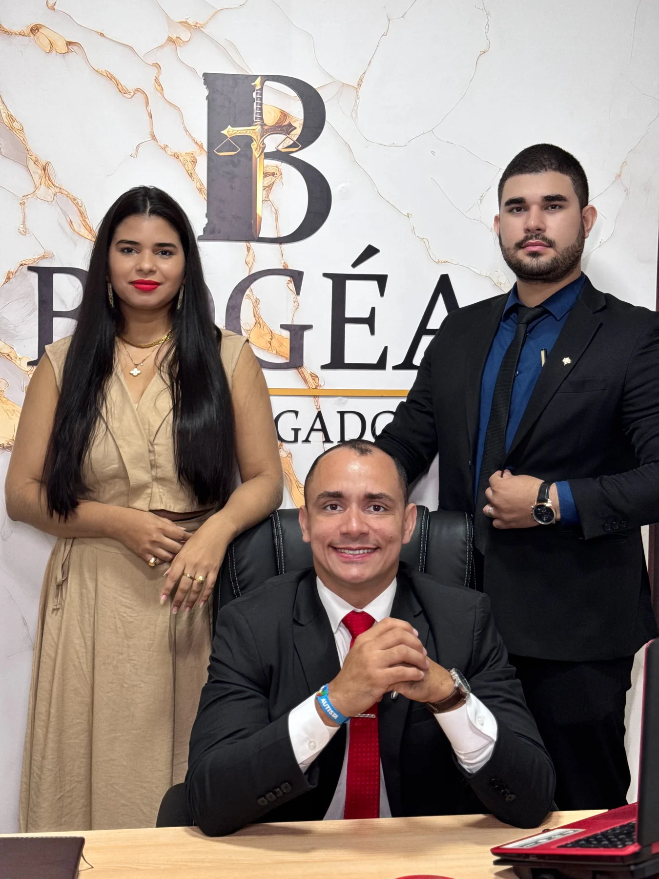Adriano Bogéa e equipe do escritório